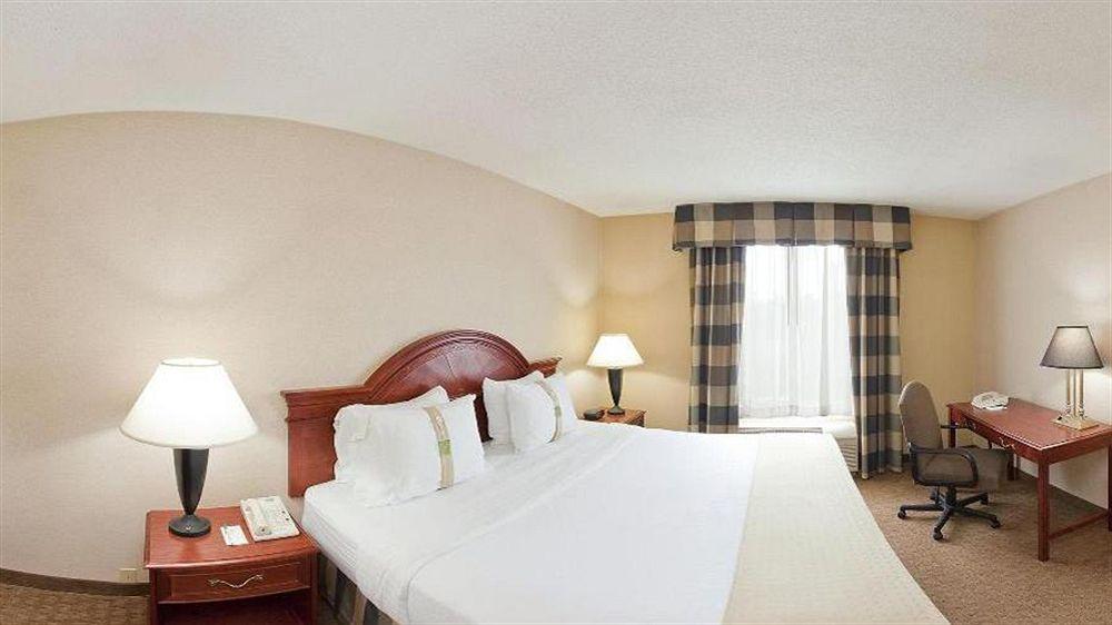 Holiday Inn Little Rock-Airport-Conference Center By Ihg Exterior photo