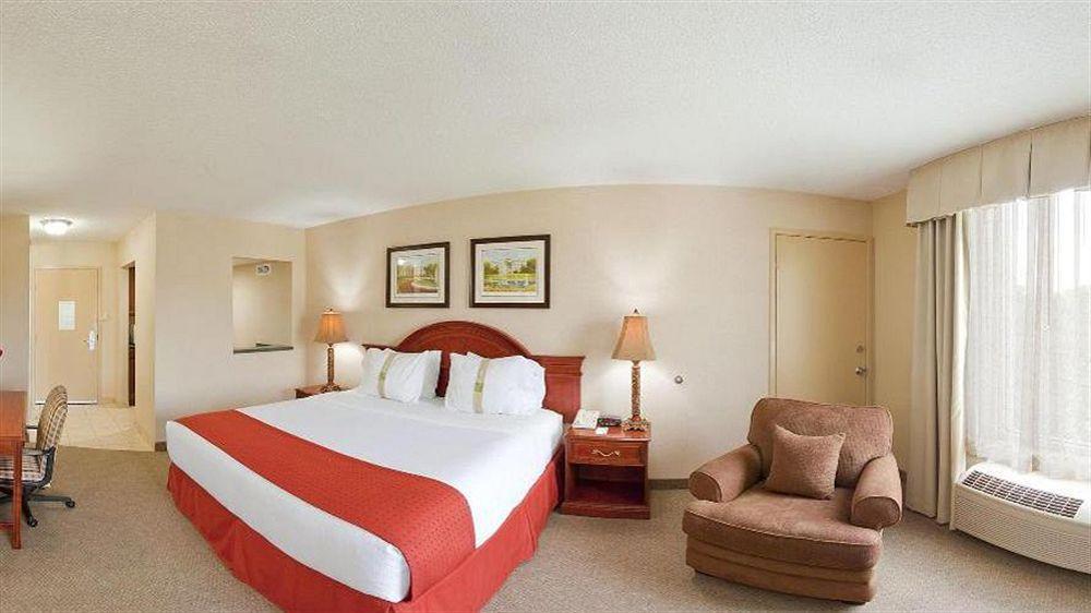 Holiday Inn Little Rock-Airport-Conference Center By Ihg Exterior photo