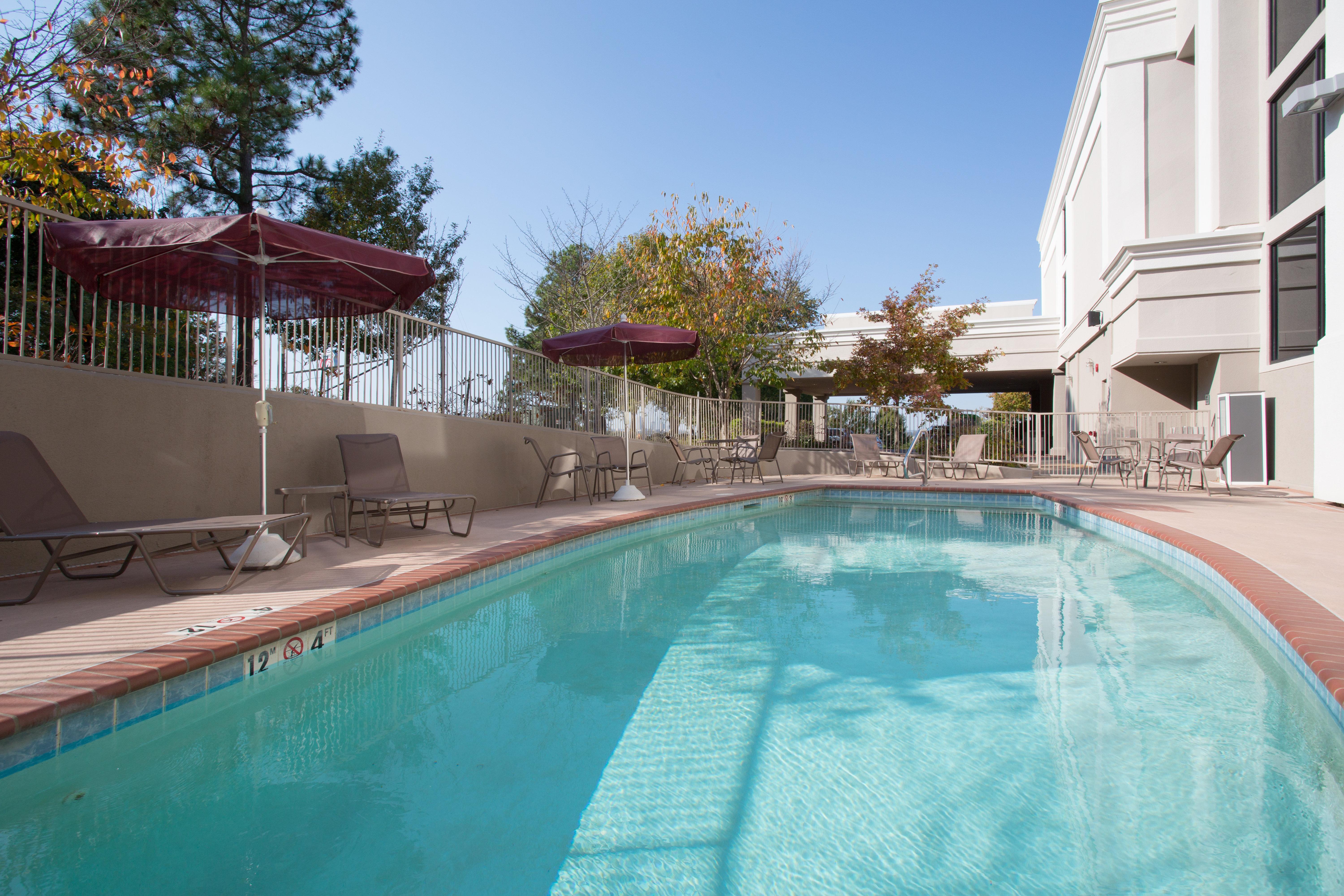 Holiday Inn Little Rock-Airport-Conference Center By Ihg Exterior photo