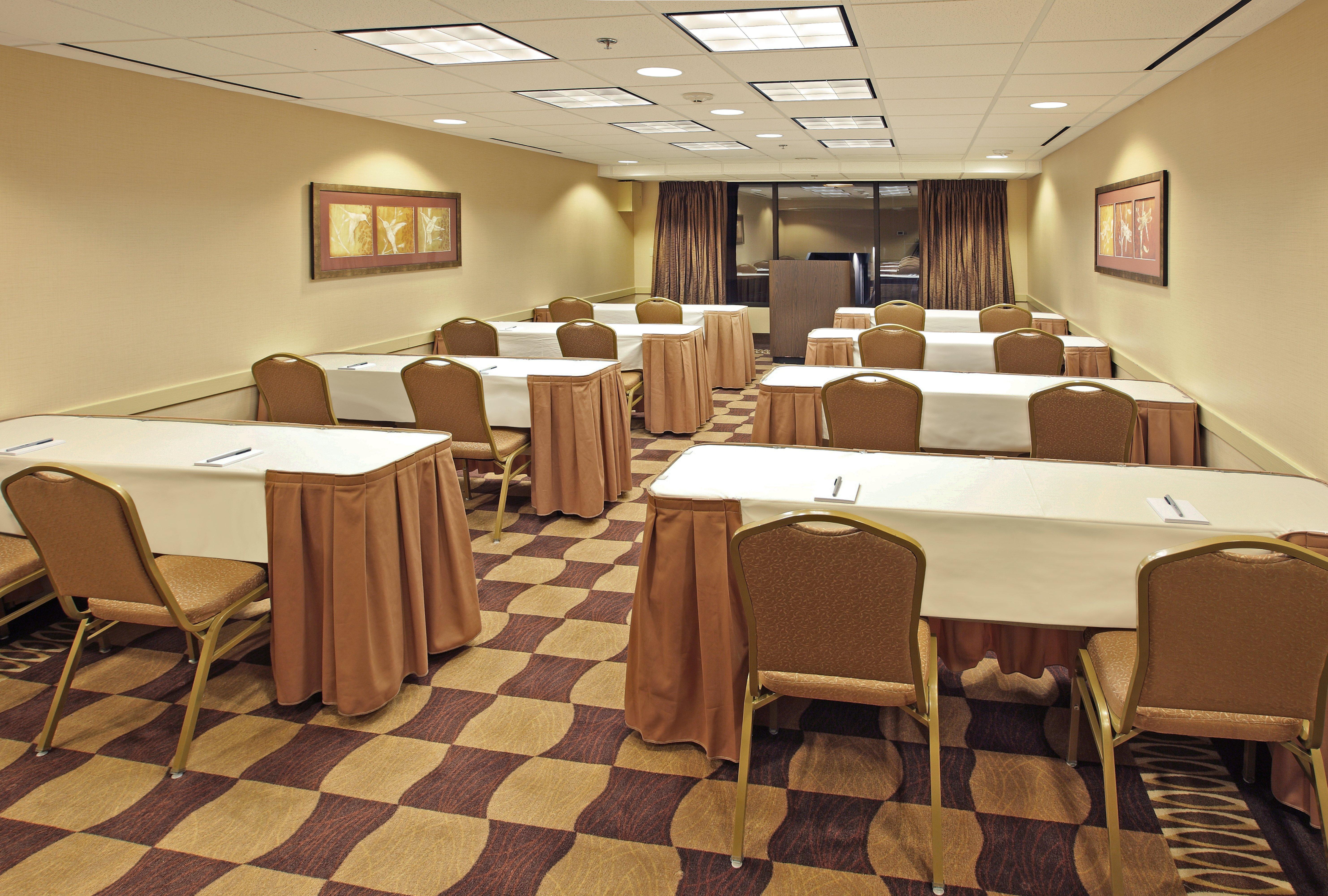 Holiday Inn Little Rock-Airport-Conference Center By Ihg Exterior photo