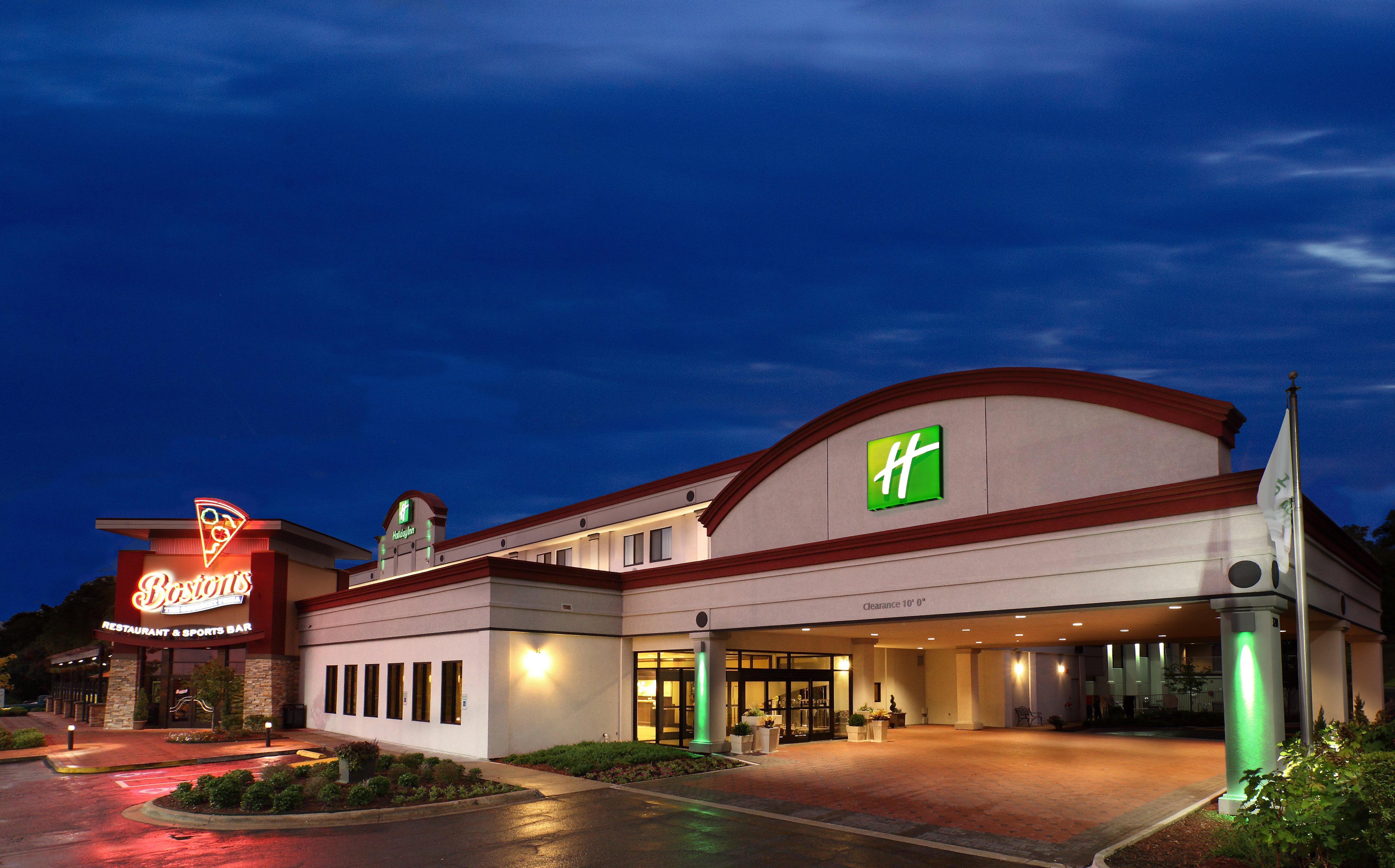 Holiday Inn Little Rock-Airport-Conference Center By Ihg Exterior photo